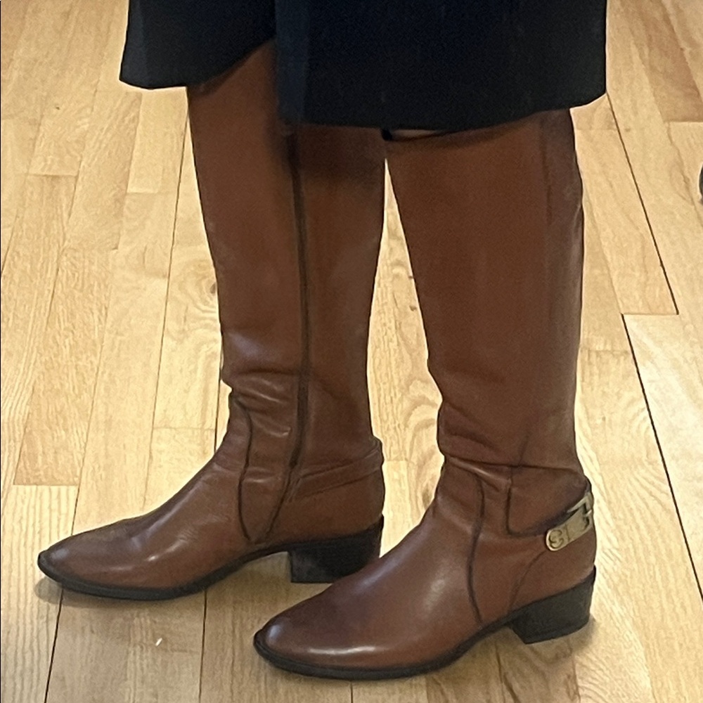 Gerry Weber Cognac Leather Knee High Boots Size 37 – Elegant & Classic